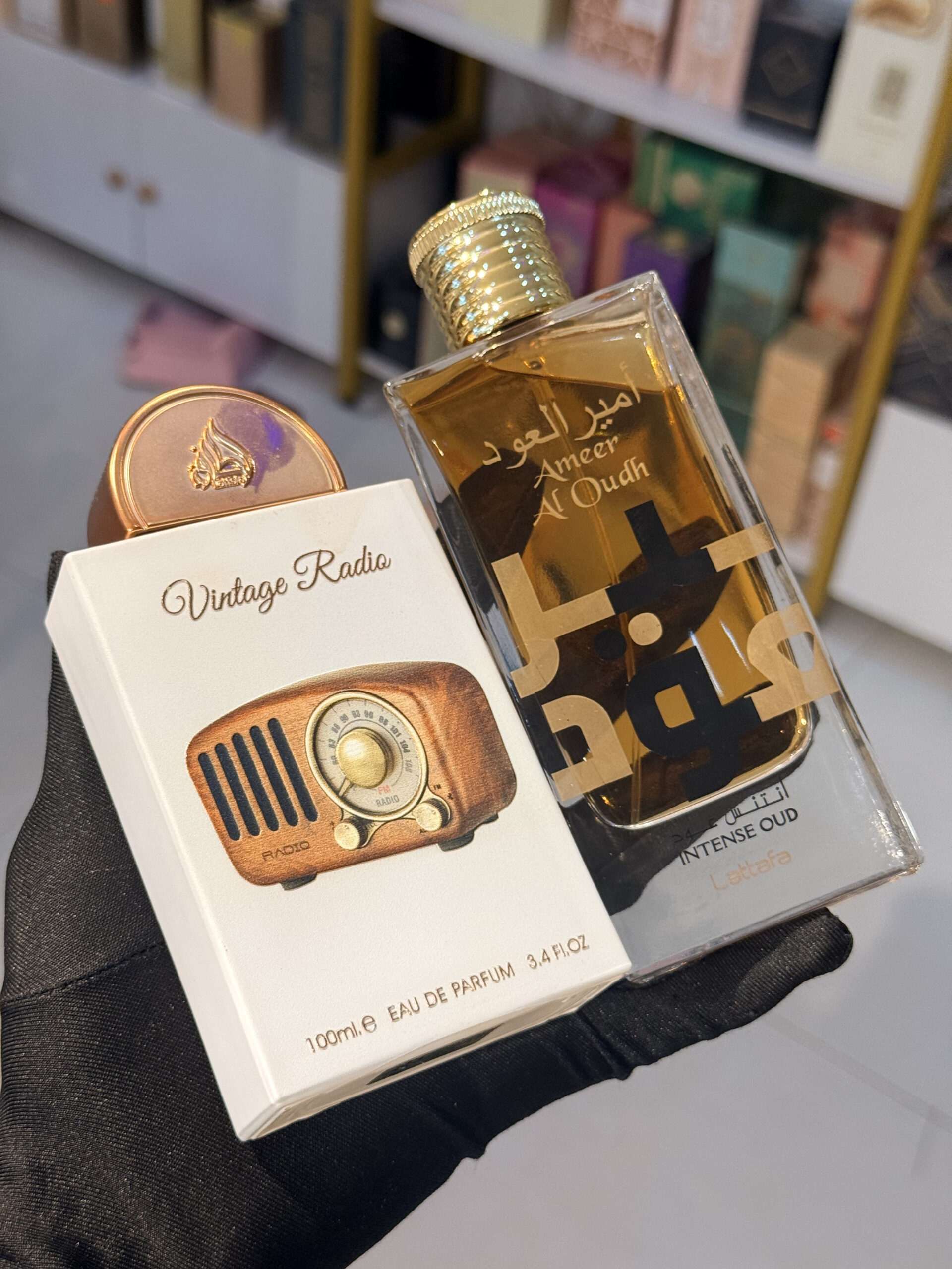 Vintage Radio x Ameer Al Oudh Perfume Combo